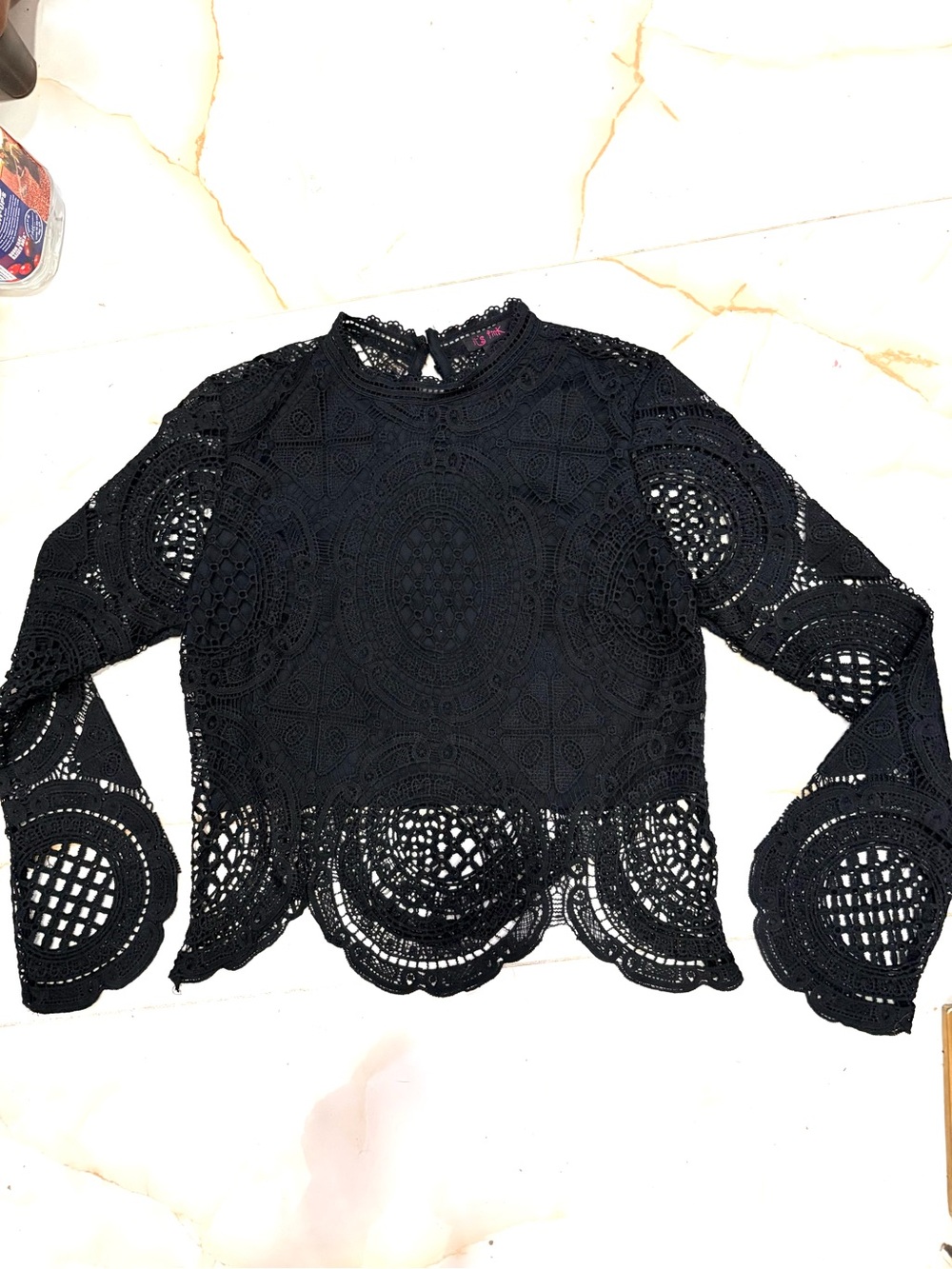 Black Belle Sleeve  Crochet Lace Crop Top with Scalloped Hem Whimsygoth Size XL